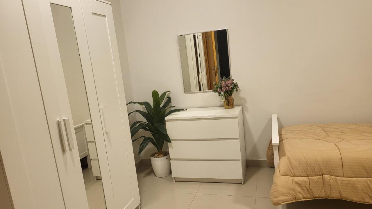 متكاملة Vip غرفتين وجلسة خارجية Apartment