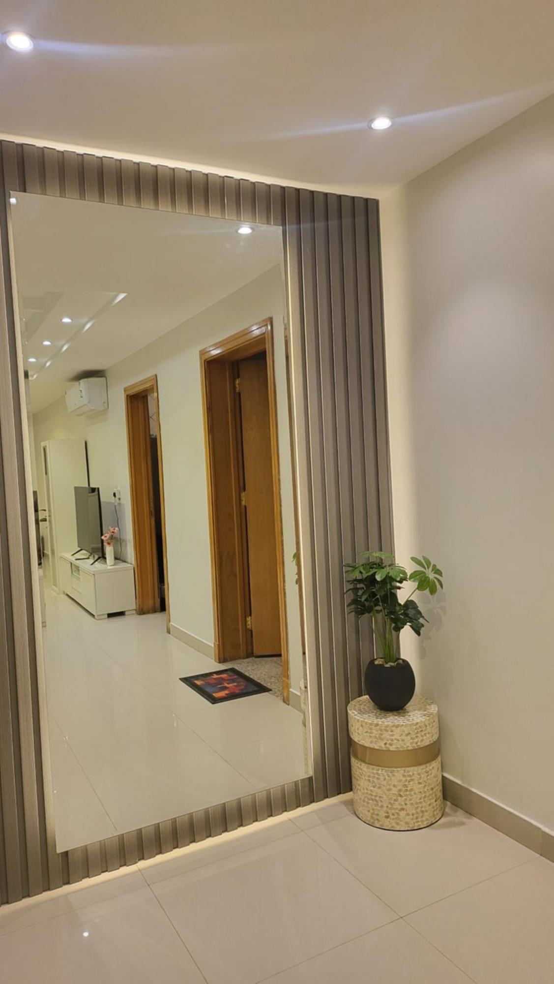 متكاملة Vip غرفتين وجلسة خارجية * Riyadh